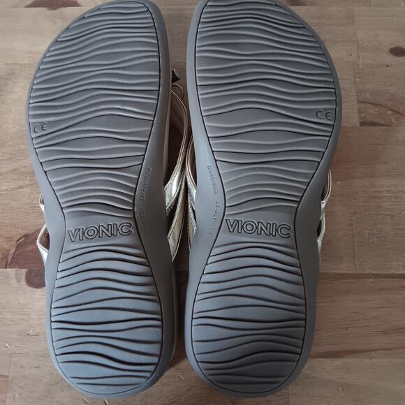 Vionic Women's Bella X Toe Post Sandals Gold Patent Leather With Bow 7 M - Picture 8 of 9